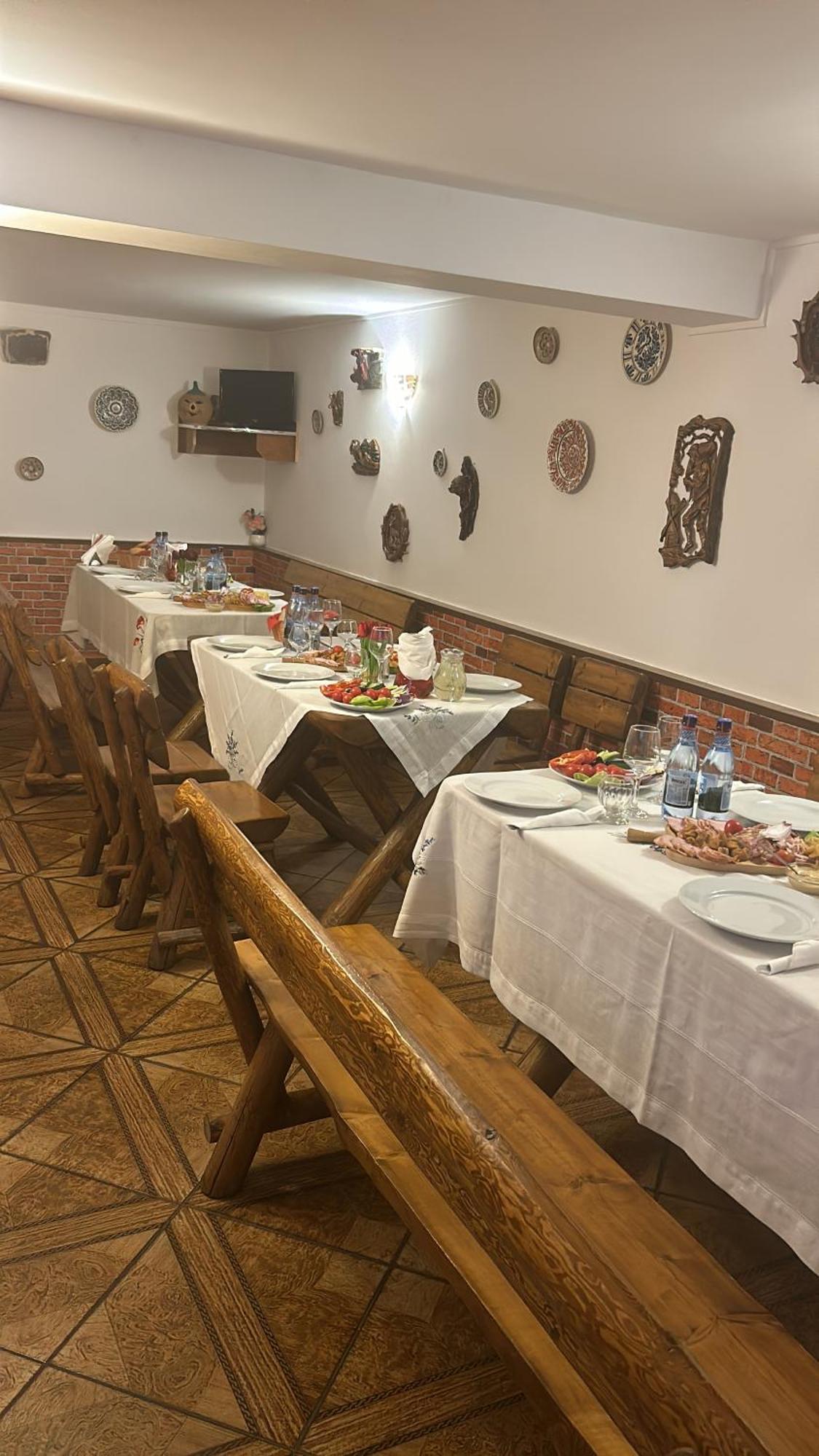 Nova Montan Azuga Buitenkant foto